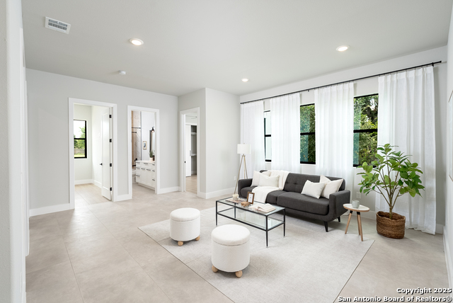 Image 21 of 45 For 26617 Timberline Dr