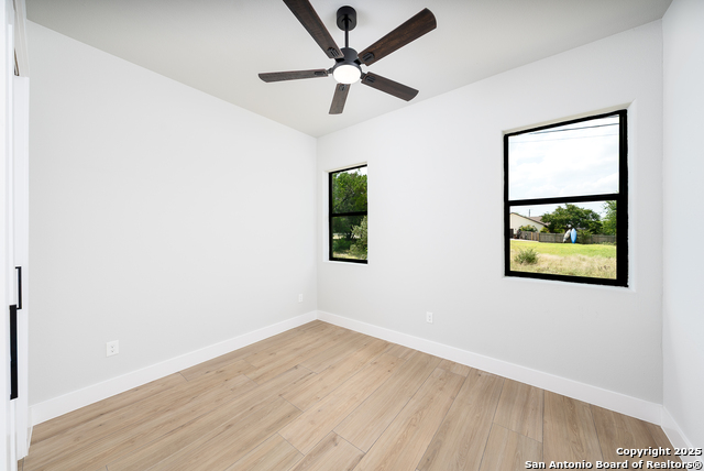 Image 27 of 45 For 26617 Timberline Dr