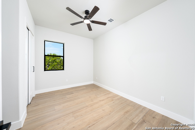 Image 29 of 45 For 26617 Timberline Dr