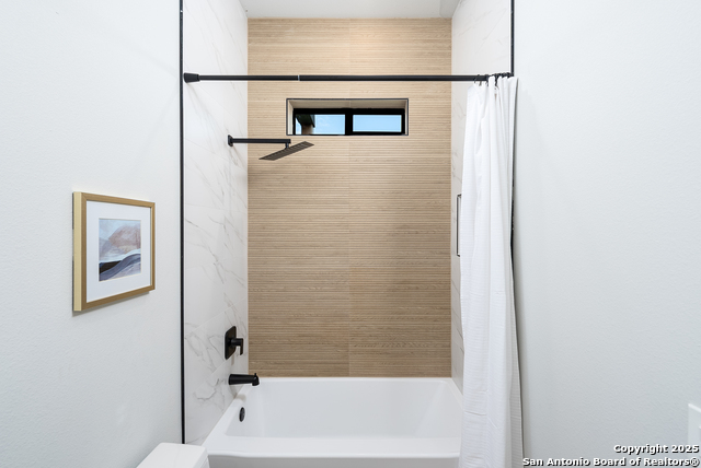 Image 32 of 45 For 26617 Timberline Dr