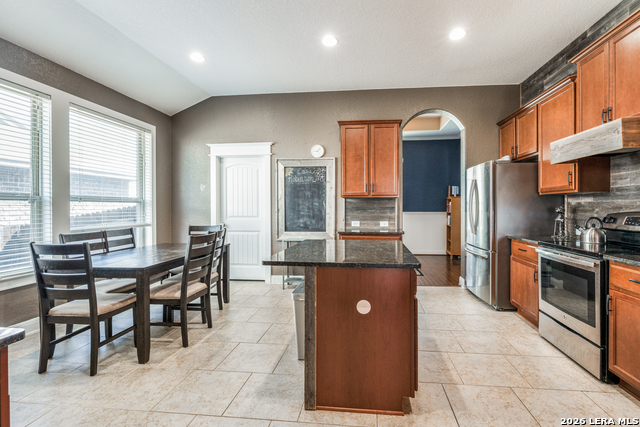 Image 11 of 25 For 1620 Sun Ledge