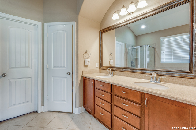 Image 18 of 25 For 1620 Sun Ledge