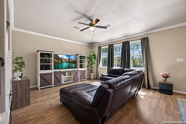 Image 11 of 45 For 10214 Shawnee