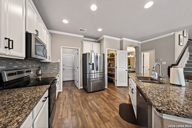 Image 17 of 45 For 10214 Shawnee