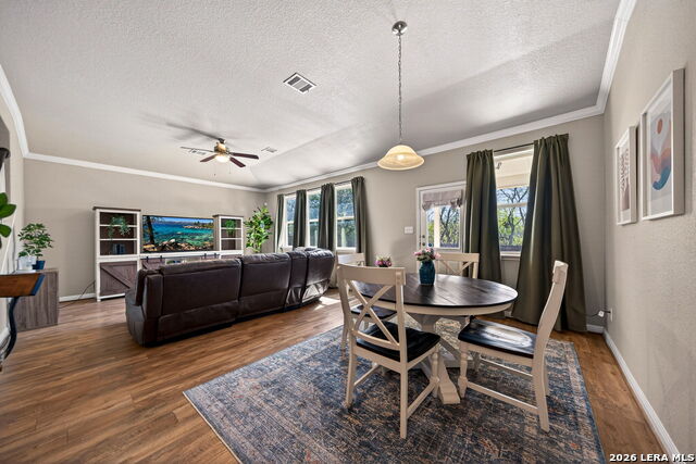 Image 19 of 45 For 10214 Shawnee