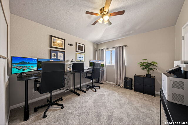 Image 26 of 45 For 10214 Shawnee