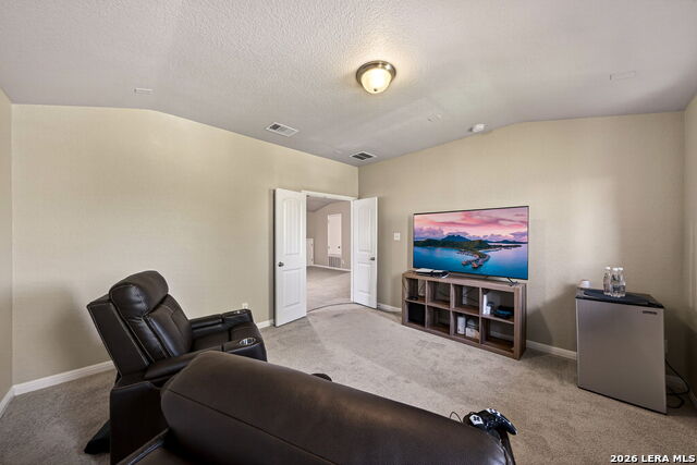 Image 33 of 45 For 10214 Shawnee