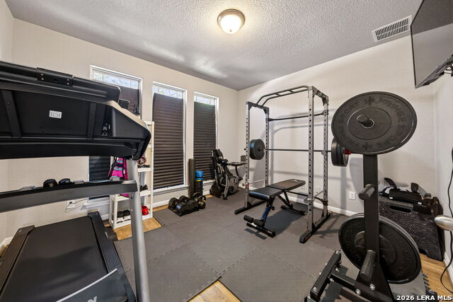 Image 9 of 45 For 10214 Shawnee