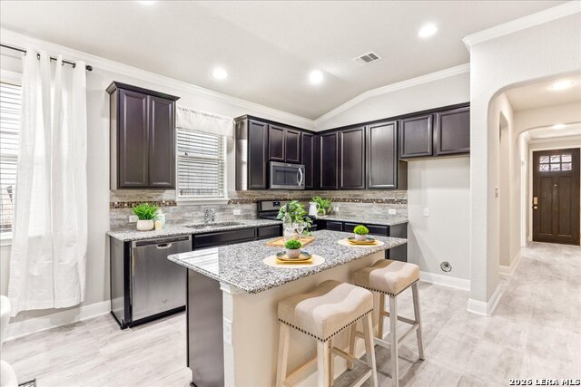 Image 12 of 33 For 12519 Wesley Crk