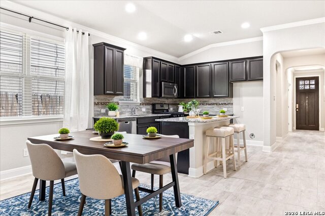 Image 14 of 33 For 12519 Wesley Crk