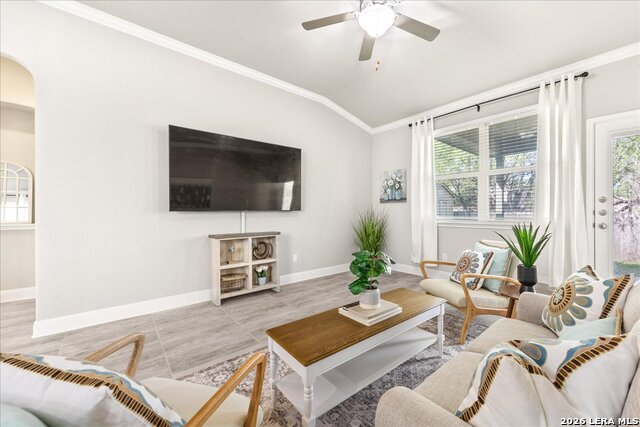 Image 18 of 33 For 12519 Wesley Crk