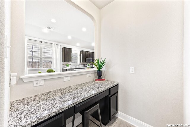 Image 19 of 33 For 12519 Wesley Crk