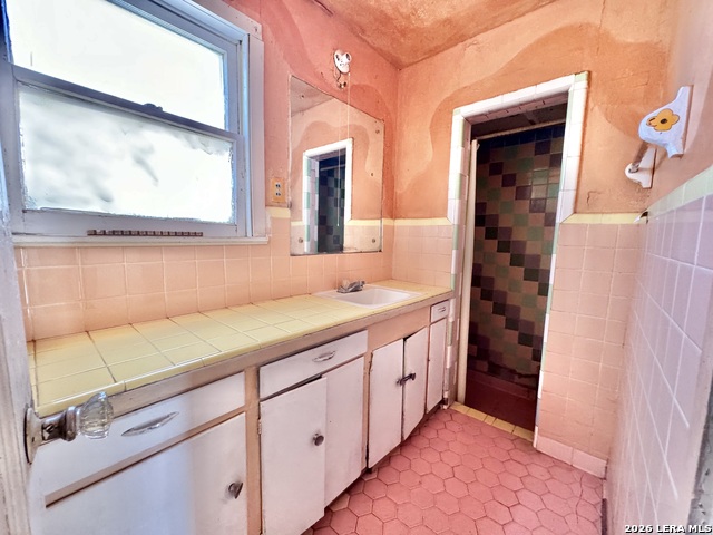 Image 10 of 20 For 205 Rodriguez