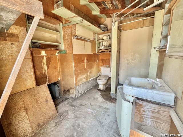 Image 15 of 20 For 205 Rodriguez