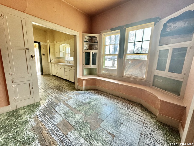 Image 5 of 20 For 205 Rodriguez