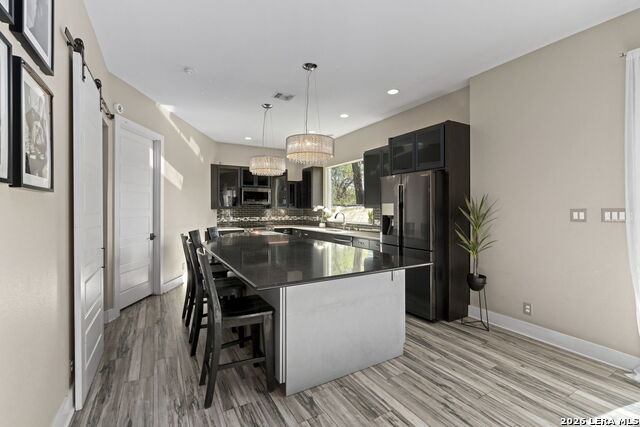 Image 12 of 47 For 327 Jackson  