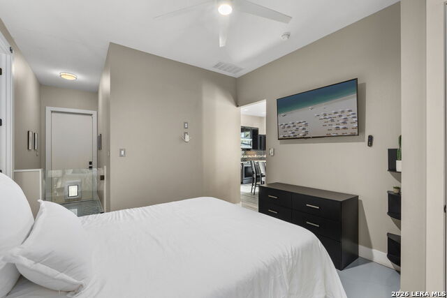 Image 19 of 47 For 327 Jackson  