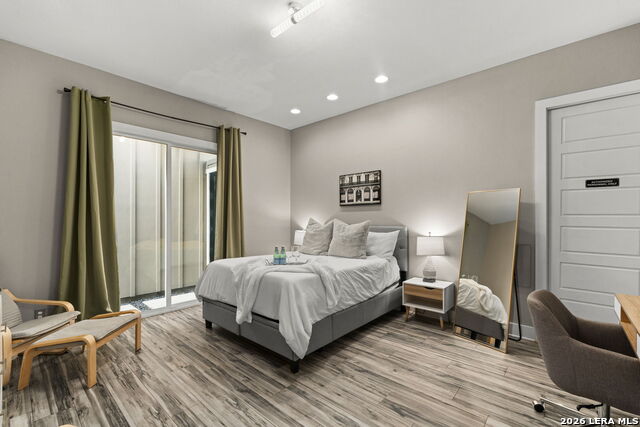 Image 30 of 47 For 327 Jackson  