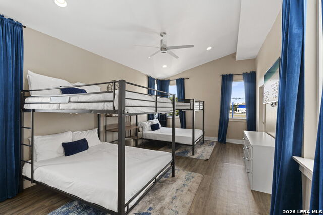 Image 32 of 47 For 327 Jackson  