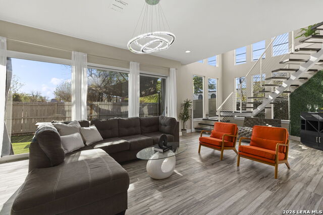 Image 8 of 47 For 327 Jackson  