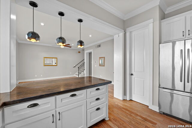 Image 10 of 34 For 137 Katherine  2