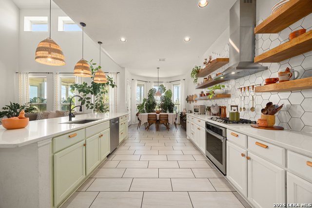 Image 15 of 54 For 5802 Sweetwater Way