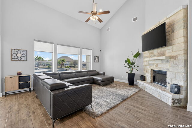 Image 12 of 68 For 107 Lilly Blf