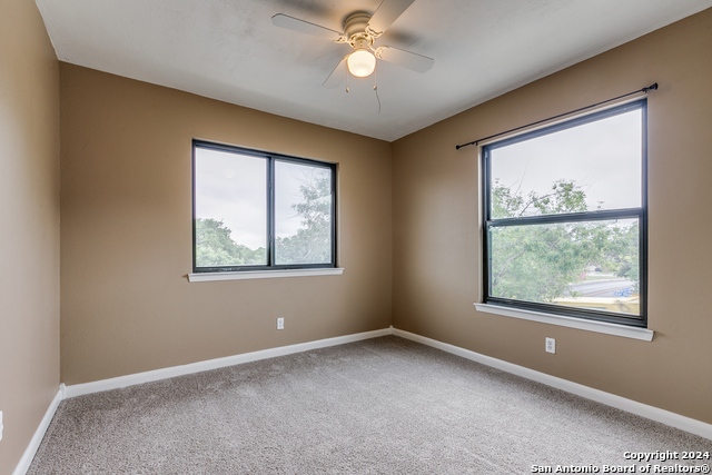 Image 21 of 25 For 8503 Ridge Stone St