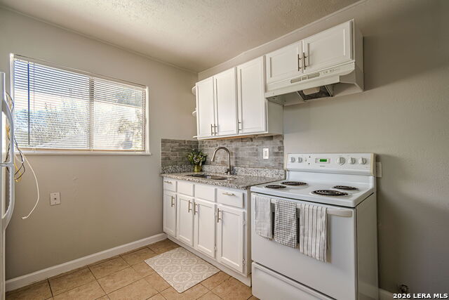 Image 3 of 12 For 2323 Arbor Place  1