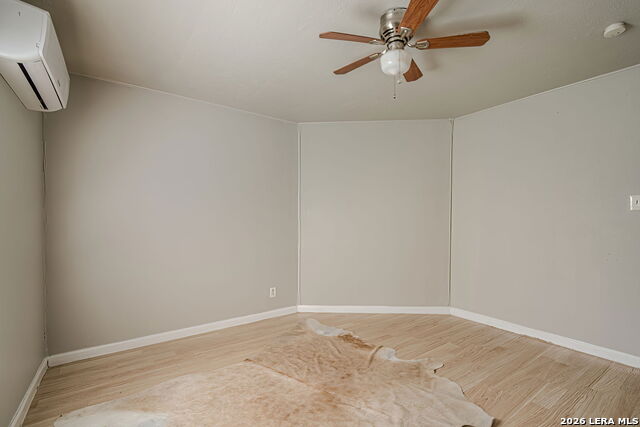 Image 7 of 12 For 2323 Arbor Place  1