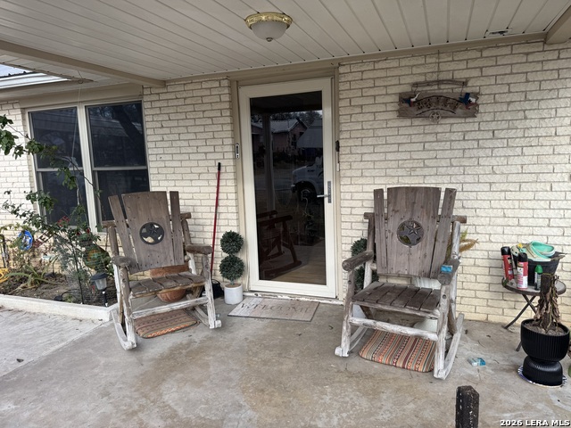 Image 2 of 22 For 406 Goliad  