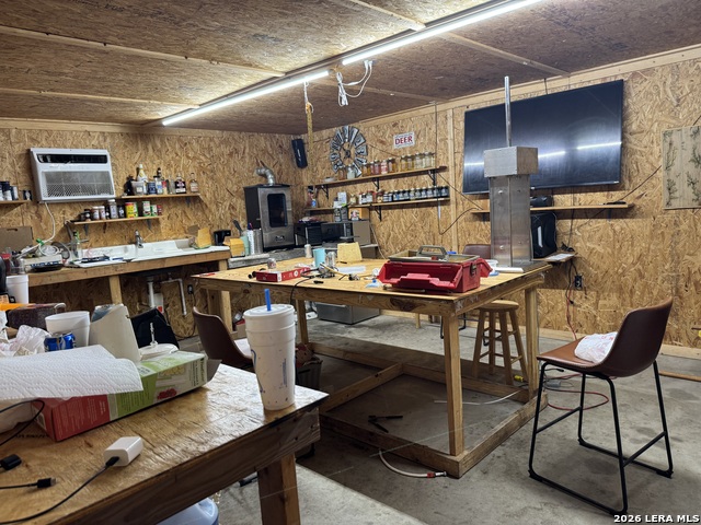 Image 20 of 22 For 406 Goliad  