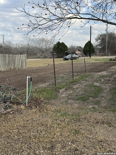 Image 21 of 22 For 406 Goliad  