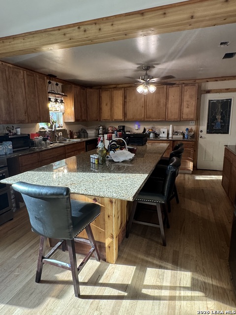 Image 6 of 22 For 406 Goliad  