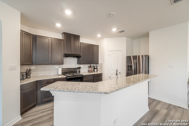 Image 4 of 13 For 3674 Marvel  