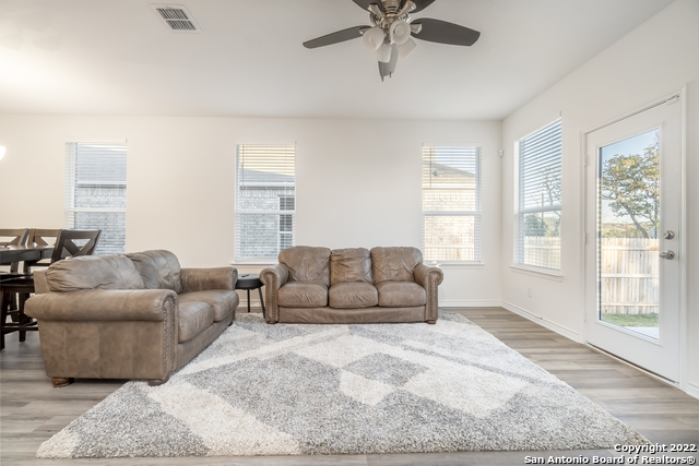 Image 6 of 13 For 3674 Marvel  