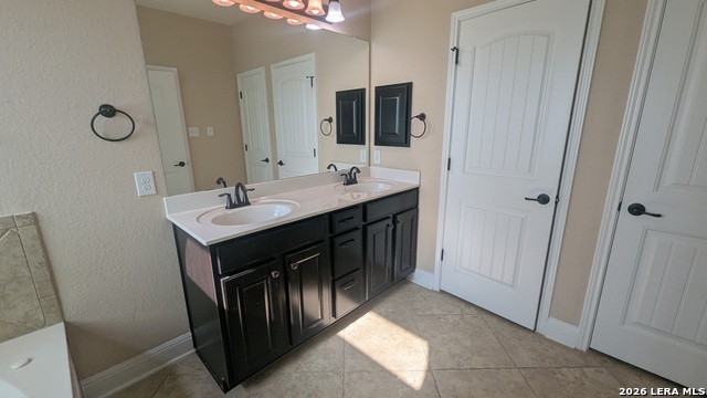 Image 20 of 28 For 8203 Mystic Chase