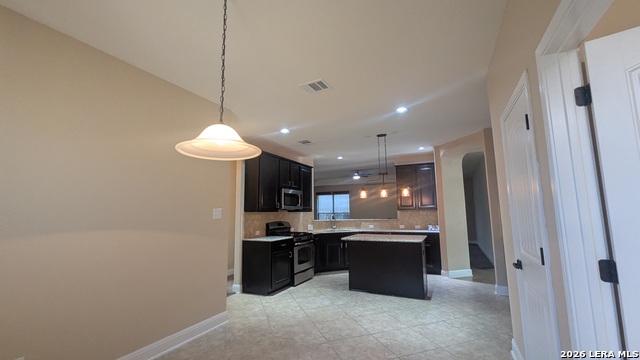 Image 3 of 28 For 8203 Mystic Chase