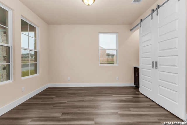 Image 4 of 18 For 7230 Walkers Loop