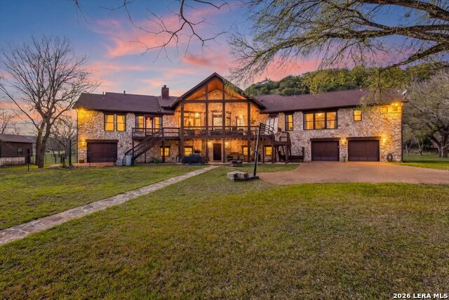 Listing photo id 0 for 130 Water Park