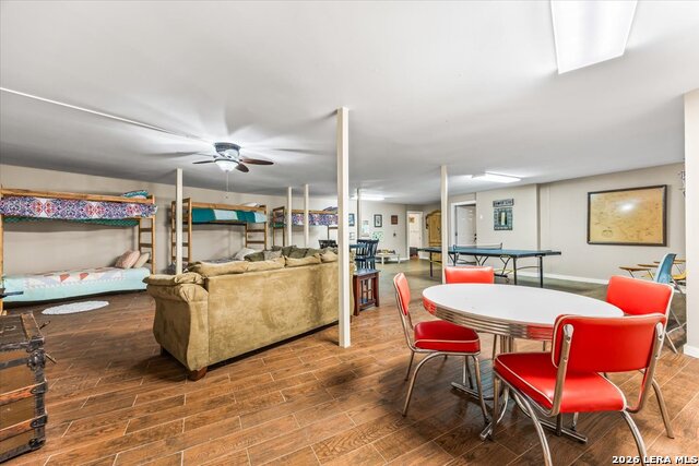 Listing photo id 23 for 130 Water Park