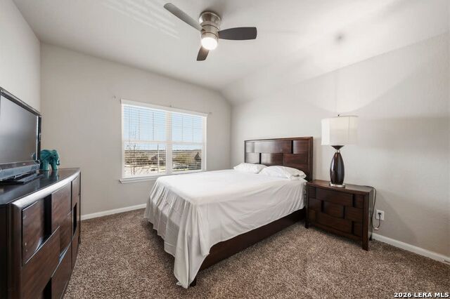 Image 22 of 30 For 924 Highland Vista