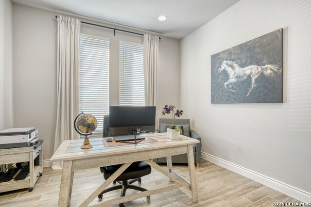 Image 10 of 29 For 1125 Cadogan Squire