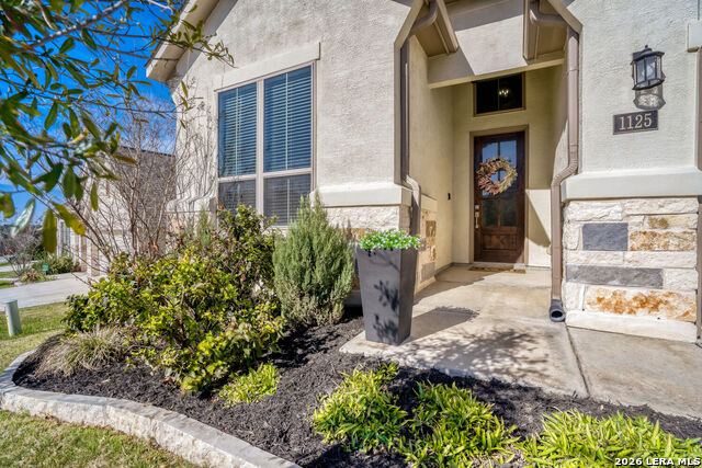 Image 3 of 29 For 1125 Cadogan Squire