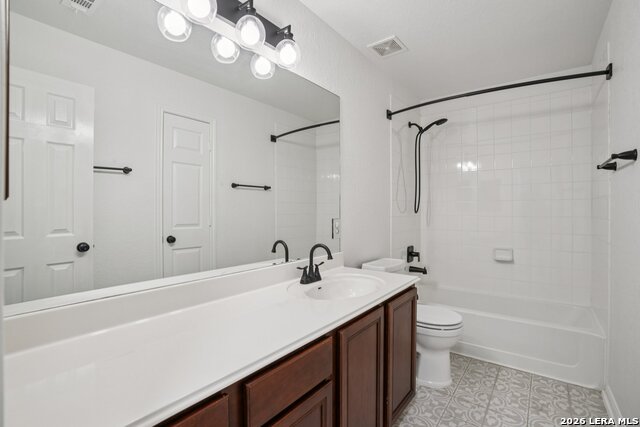 Image 29 of 42 For 450 Turnberry