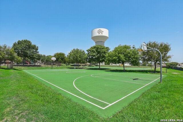 Image 40 of 42 For 450 Turnberry