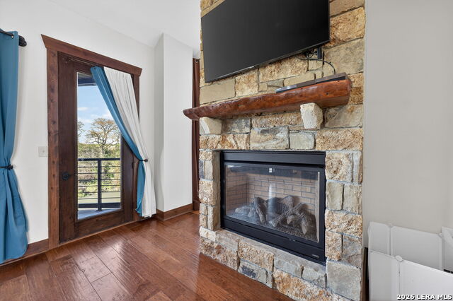 Image 42 of 77 For 134 Bandit Beach