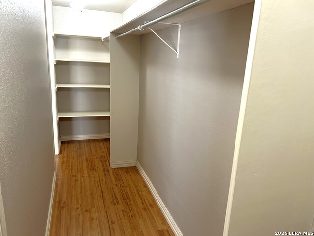 Image 26 of 47 For 7500 Callaghan  350