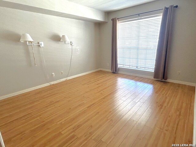 Image 33 of 47 For 7500 Callaghan  350