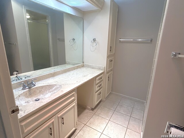 Image 38 of 47 For 7500 Callaghan  350